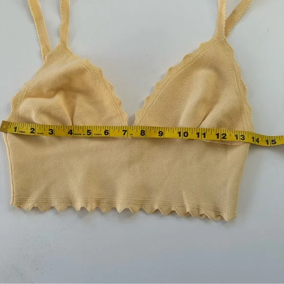 Princess Polly yellow crop top, size 8 - Picture 4 of 6